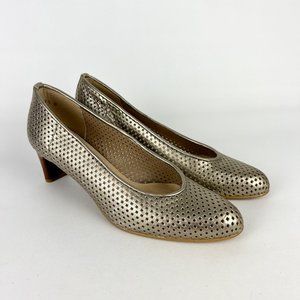 Stuart Weitzman Womens Perforated Leather Pumps Gold Metallic Laser Cut size 7.5